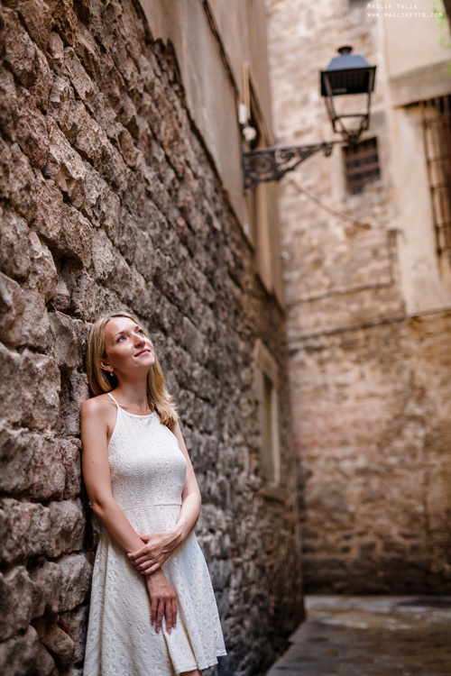 Sesión fotográfica familiar de verano en Barcelona. Fotógrafo en Barcelona  Maslik Yulia