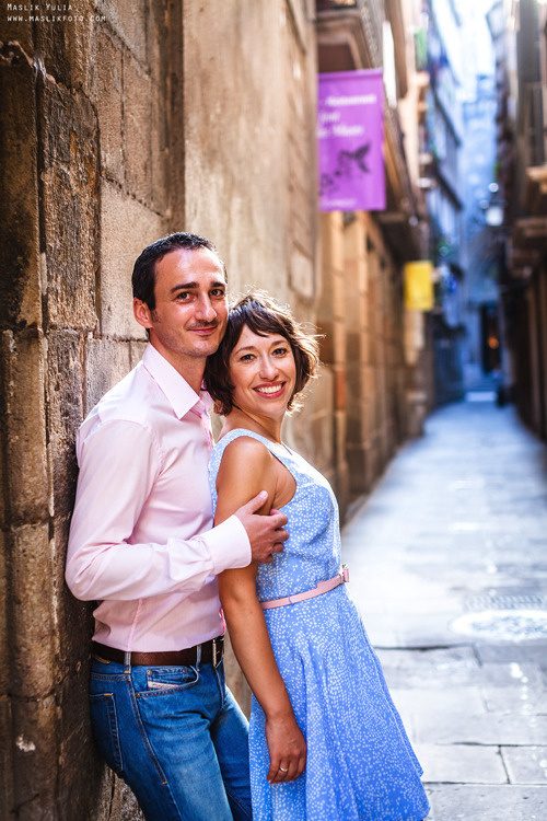 Morning photo shoot in Barcelona. Photographer in Barcelona Spain Maslik Yulia