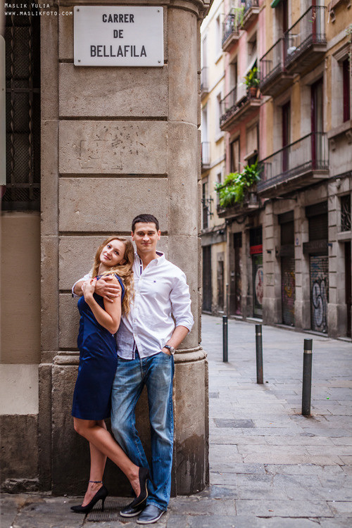 Pierwsza wspólna sesja zdjęciowa w Barcelonie. Fotograf w Barcelonie Hiszpanii Maslik Yulia