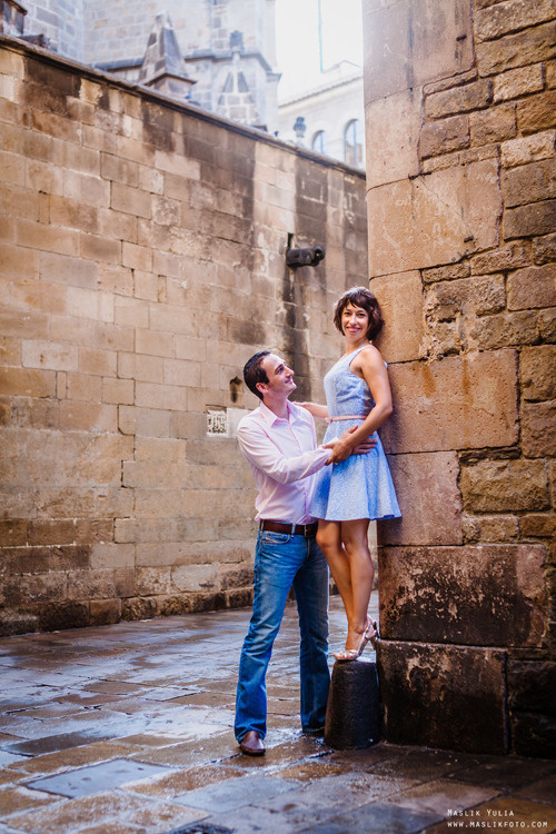 Morning photo shoot in Barcelona. Photographer in Barcelona Spain Maslik Yulia