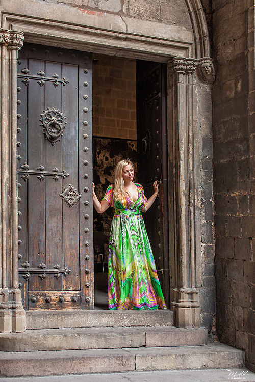 Sesión de fotos de mujeres en Barcelona. Fotógrafo en Barcelona  Maslik Yulia