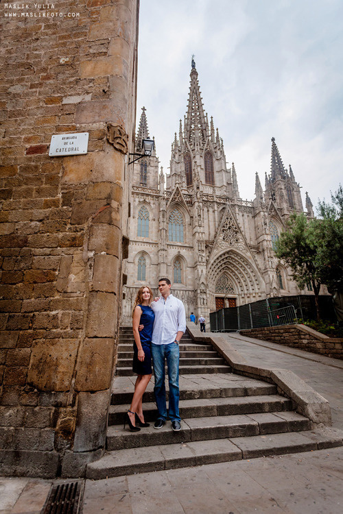 Pierwsza wspólna sesja zdjęciowa w Barcelonie. Fotograf w Barcelonie Hiszpanii Maslik Yulia