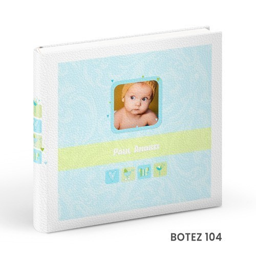 - Copertă delicată pentru album de botez cu tematică copilărie  - Model vesel de copertă album foto botez pentru fetiță/băiețel  - Album de botez cu copertă personalizată și design elegant  - Copertă colorată și jucăușă pentru albumele de botez.alinofotostudio,fotograf Botoșani ,fotograf Iași,fotograf Suceava ,Alin chirila fotograf, album botez, Photobook , servicii fotobotez,servicii foto video botez 