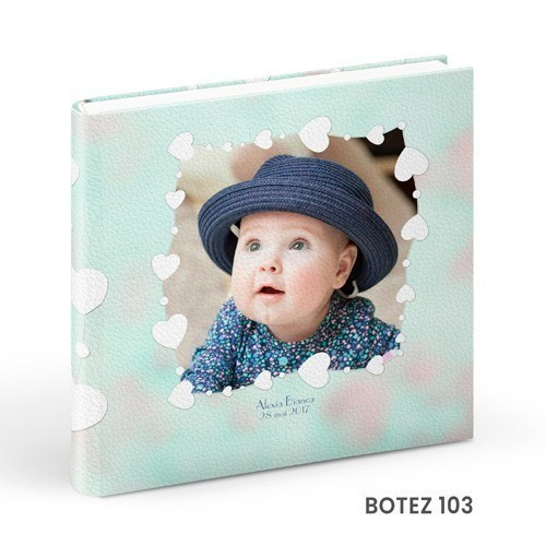 - Copertă delicată pentru album de botez cu tematică copilărie  - Model vesel de copertă album foto botez pentru fetiță/băiețel  - Album de botez cu copertă personalizată și design elegant  - Copertă colorată și jucăușă pentru albumele de botez.alinofotostudio,fotograf Botoșani ,fotograf Iași,fotograf Suceava ,Alin chirila fotograf, album botez, Photobook , servicii fotobotez,servicii foto video botez 