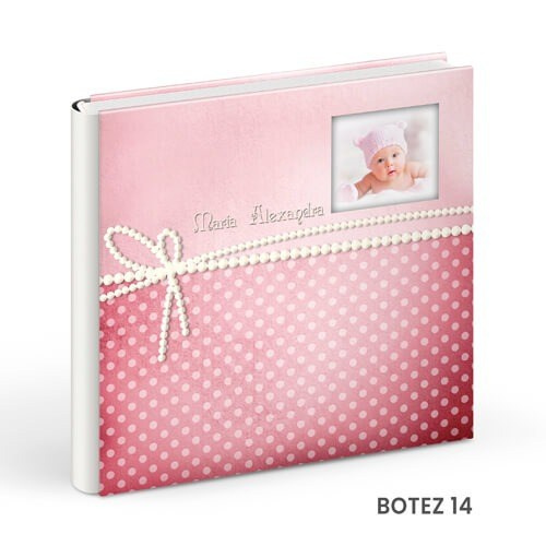 - Copertă delicată pentru album de botez cu tematică copilărie  - Model vesel de copertă album foto botez pentru fetiță/băiețel  - Album de botez cu copertă personalizată și design elegant  - Copertă colorată și jucăușă pentru albumele de botez.alinofotostudio,fotograf Botoșani ,fotograf Iași,fotograf Suceava ,Alin chirila fotograf, album botez, Photobook , servicii fotobotez,servicii foto video botez 