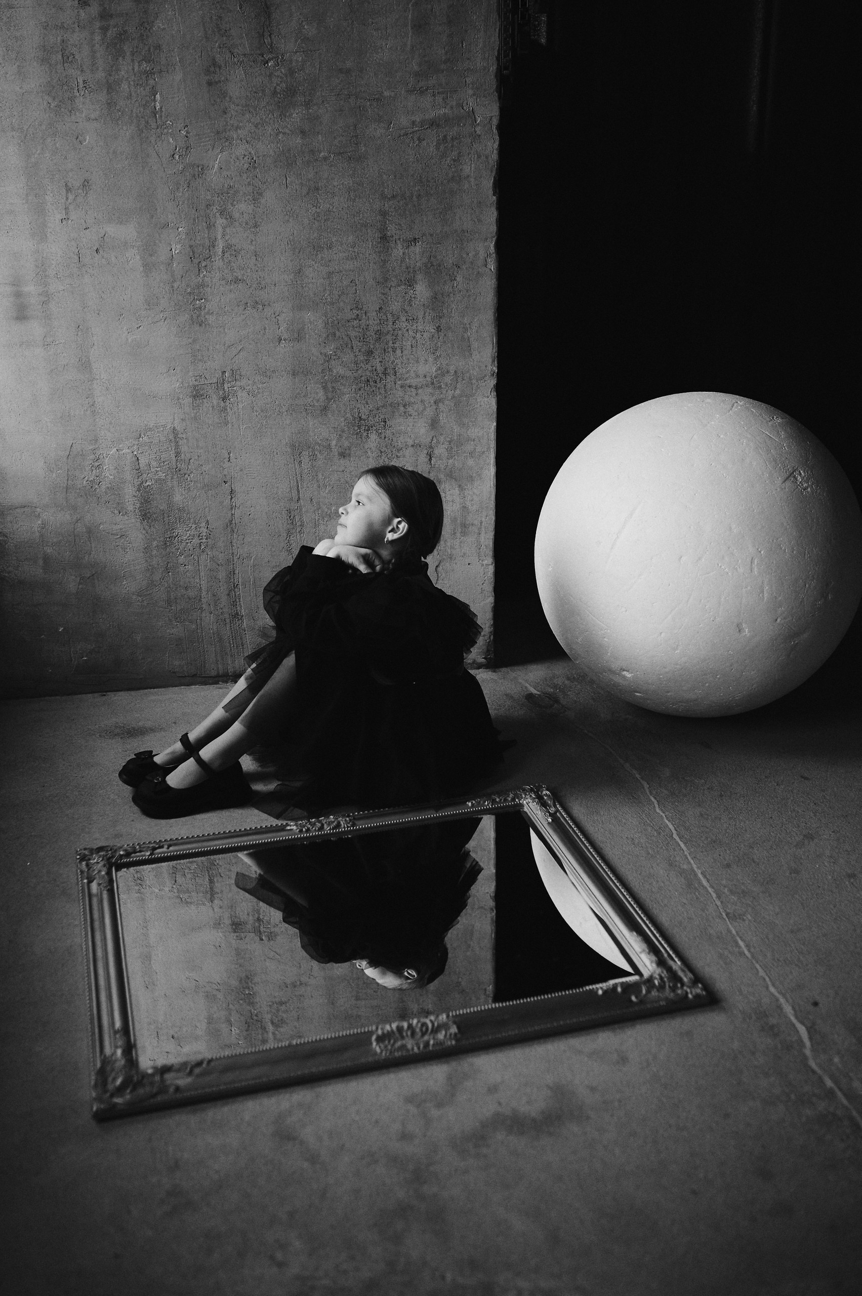 CAFE DEL PHOTO #91 «Соль Земли». Памяти Сальгадо. Școala de fotografie lui Roman Ribaliov. Orașul Chișinău, Moldova