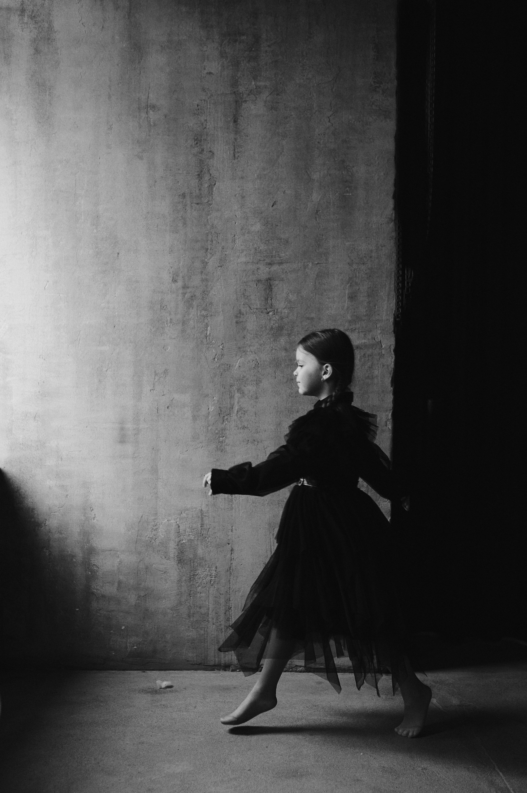 CAFE DEL PHOTO #91 «Соль Земли». Памяти Сальгадо. Școala de fotografie lui Roman Ribaliov. Orașul Chișinău, Moldova