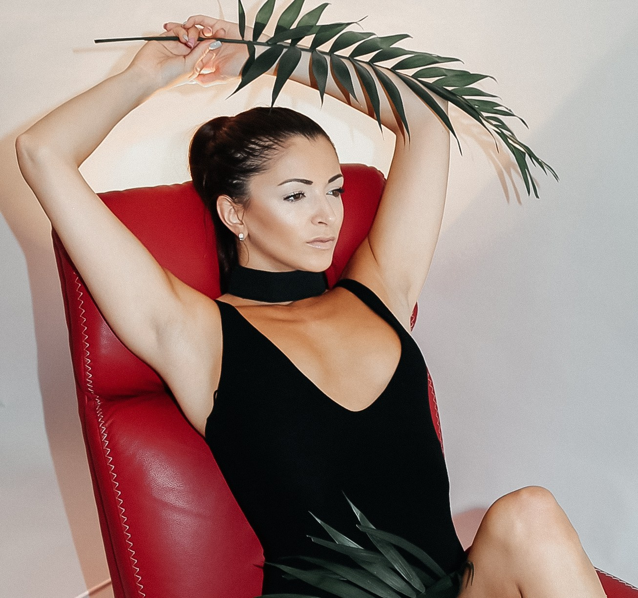 Portrait photographer in Europe. Aurora Balear in Balearic Islands, woman portrait photographer. Work in Spain