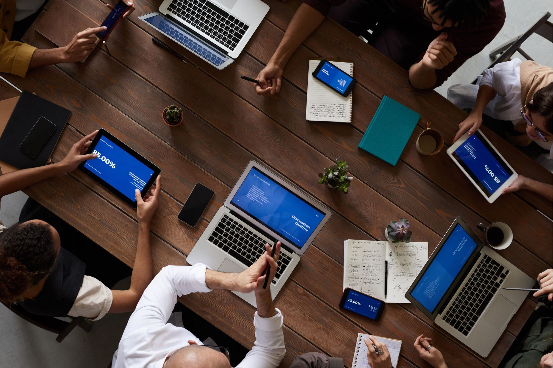 Webseiten-Erstellung. Eure authentischen Familien- & Newbornmomente –erzählt in Fotos & Videos