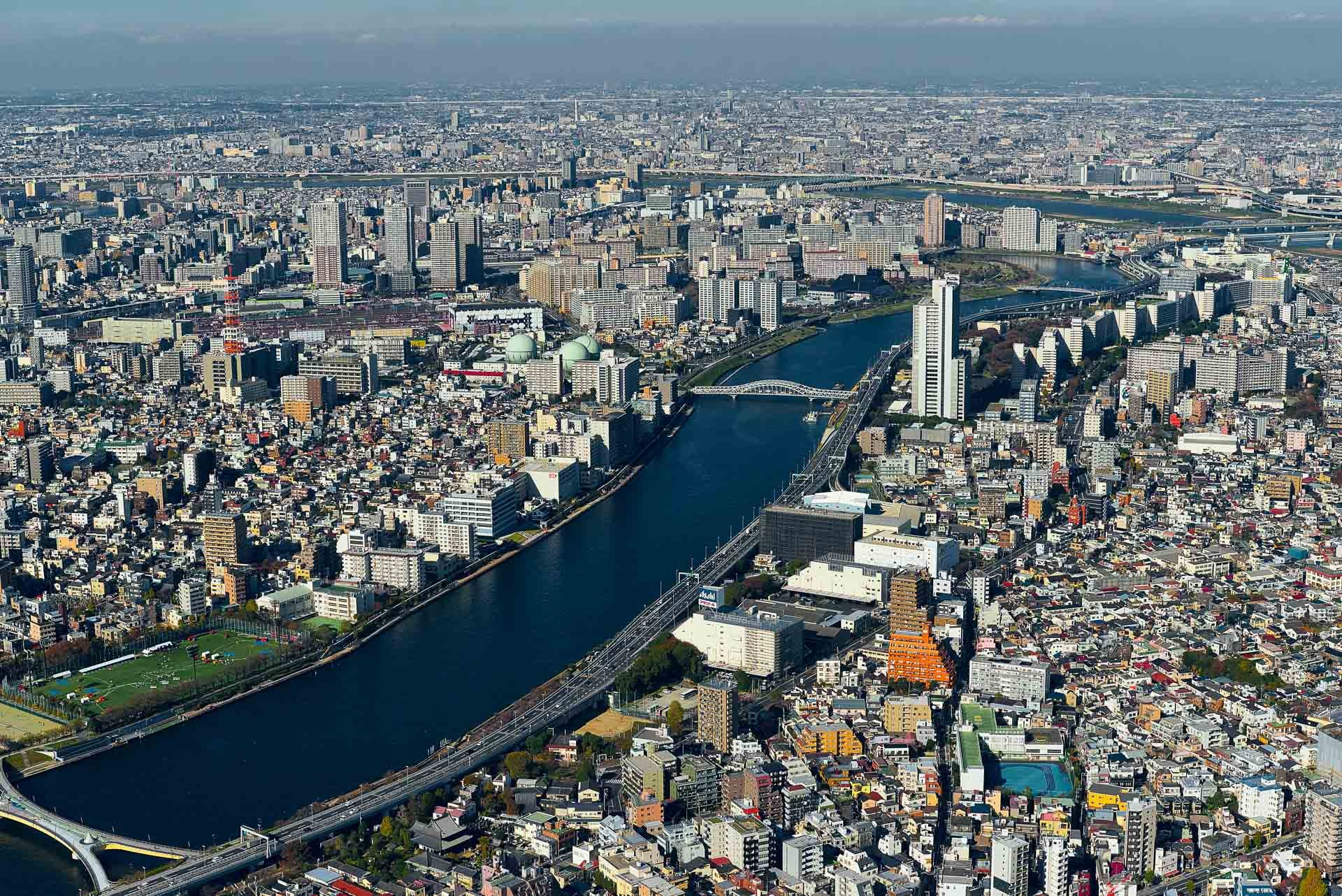 Tokyo Travel Photography Guide: Best Districts, Attractions & Tips