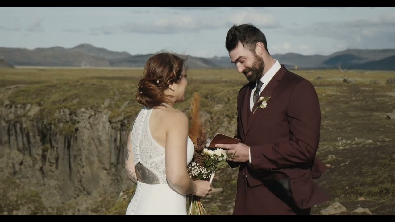 Portfolio. Iceland elopement wedding videographer