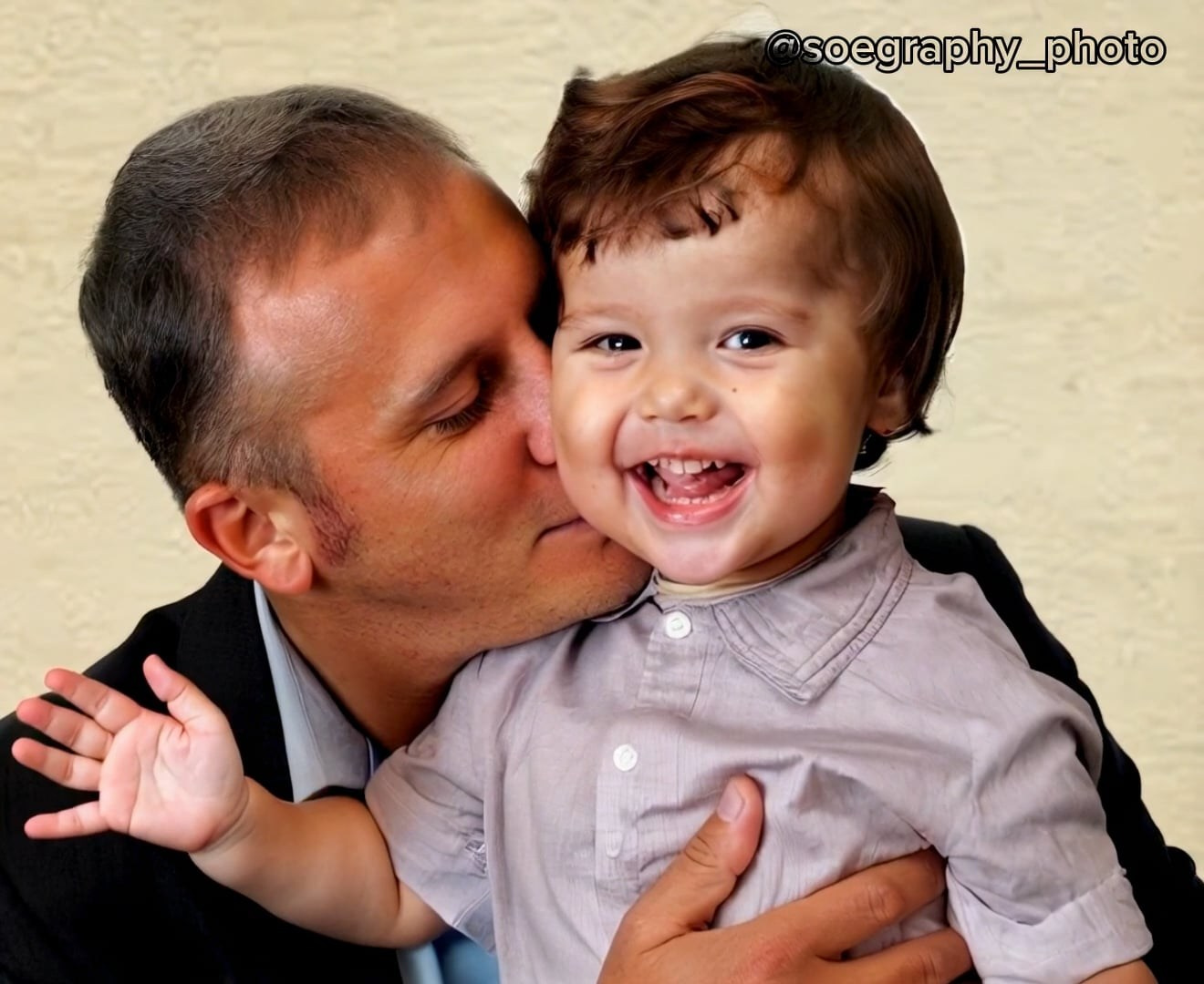 Portrait animé. Photographe et retoucheuse des images des produits à Avignon en France