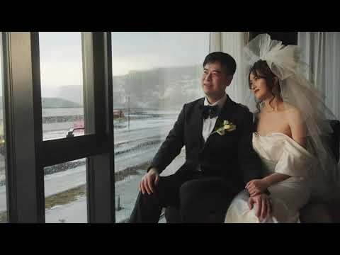 Wedding videographer in Iceland. Iceland elopement photographer & videographer