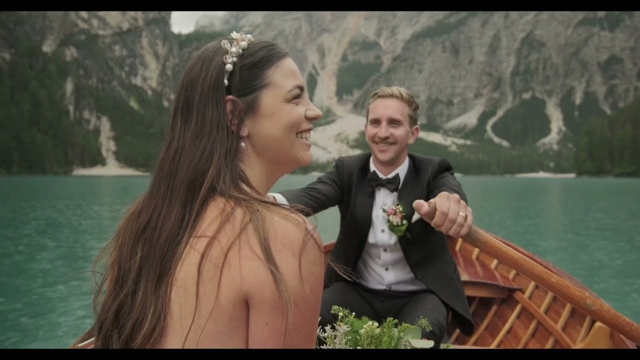 Portfolio. Iceland elopement wedding videographer