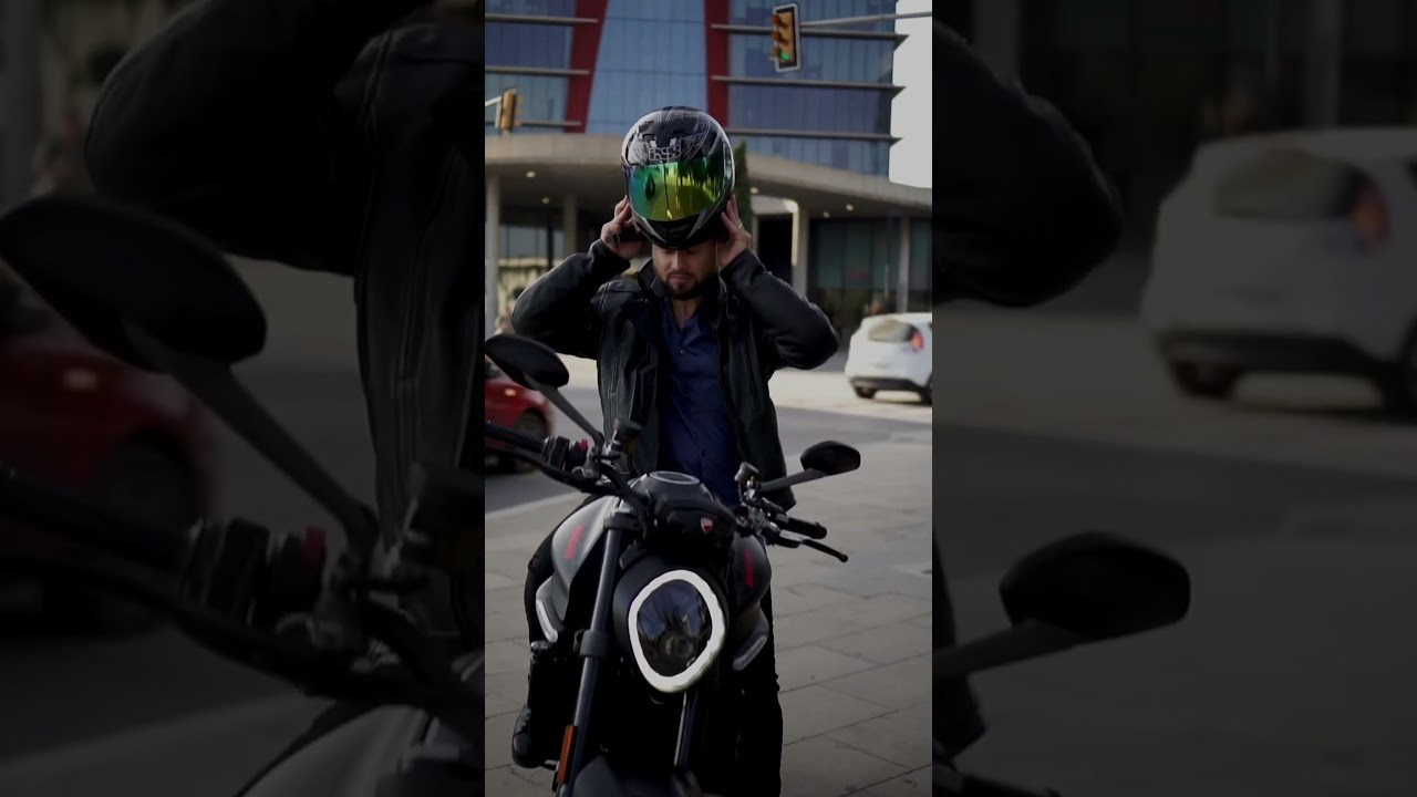 OxanaDia — Short Video Production Barcelona. Barcelona Brand Photographer and Videographer Oxana Dia