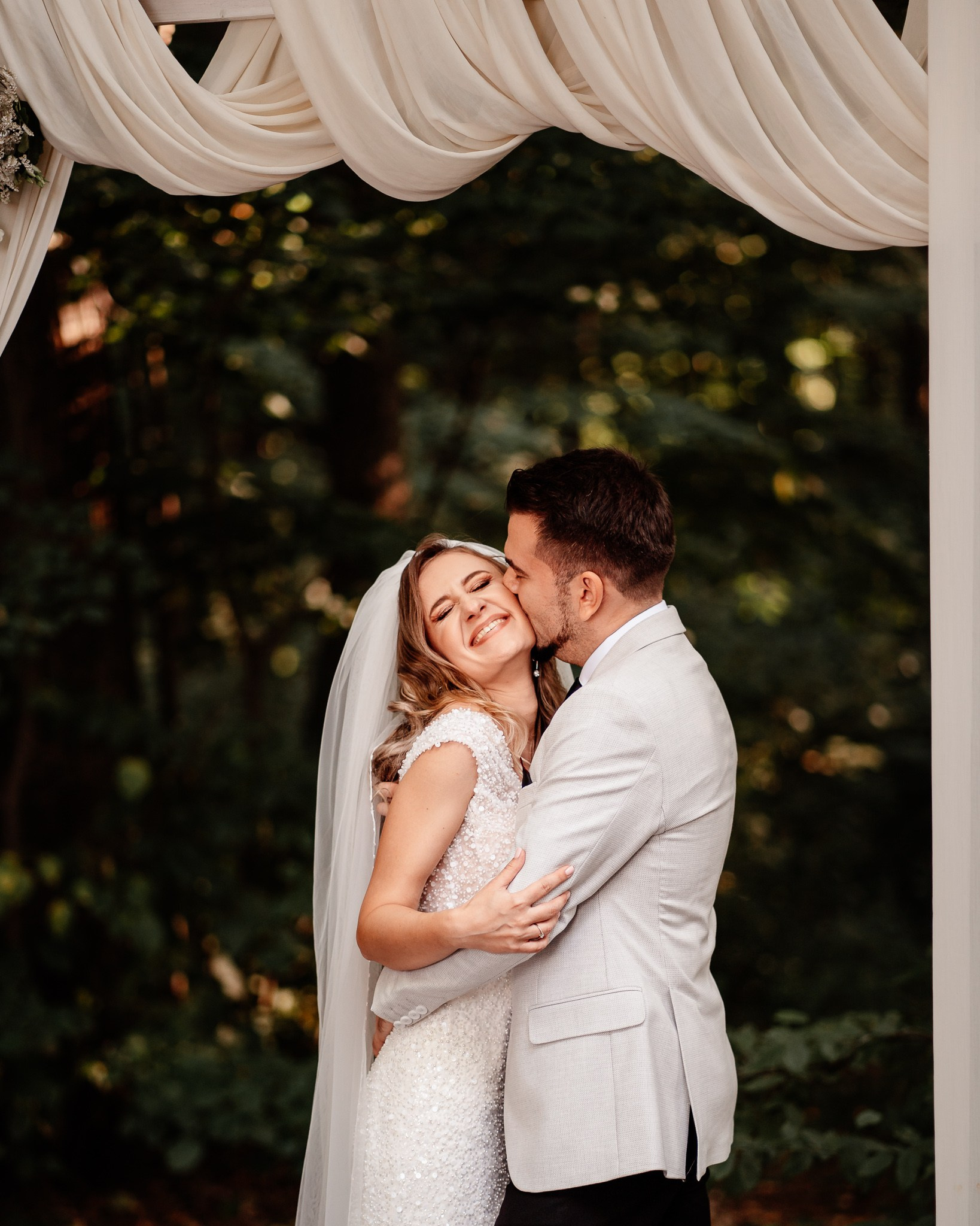 Blog Fotografie Nuntă și Botez - Sfaturi și Inspirație - Mihai Popa. Fotograf Nuntă & Botez București - Mihai Popa | Dincolo de oameni, imortalizez emoții!