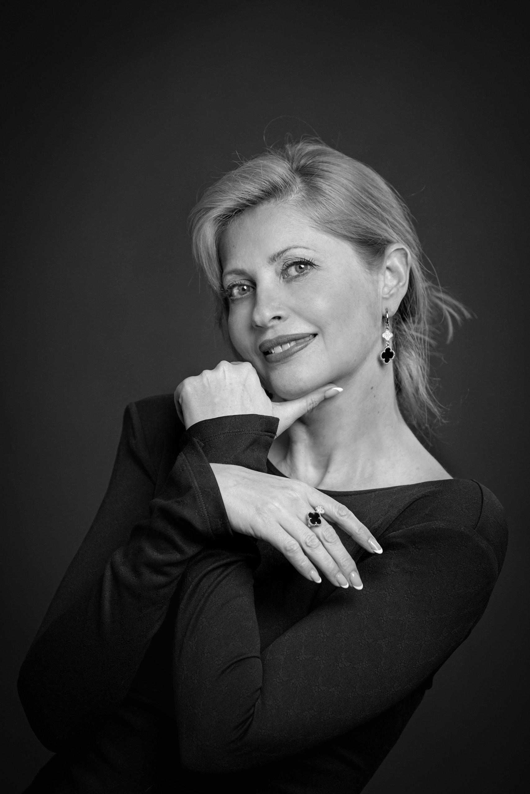 Мнения за фотограф Светлана Кънева. Фотограф Бургас. Фотосесии в студио и на открито, портрети, заснемане