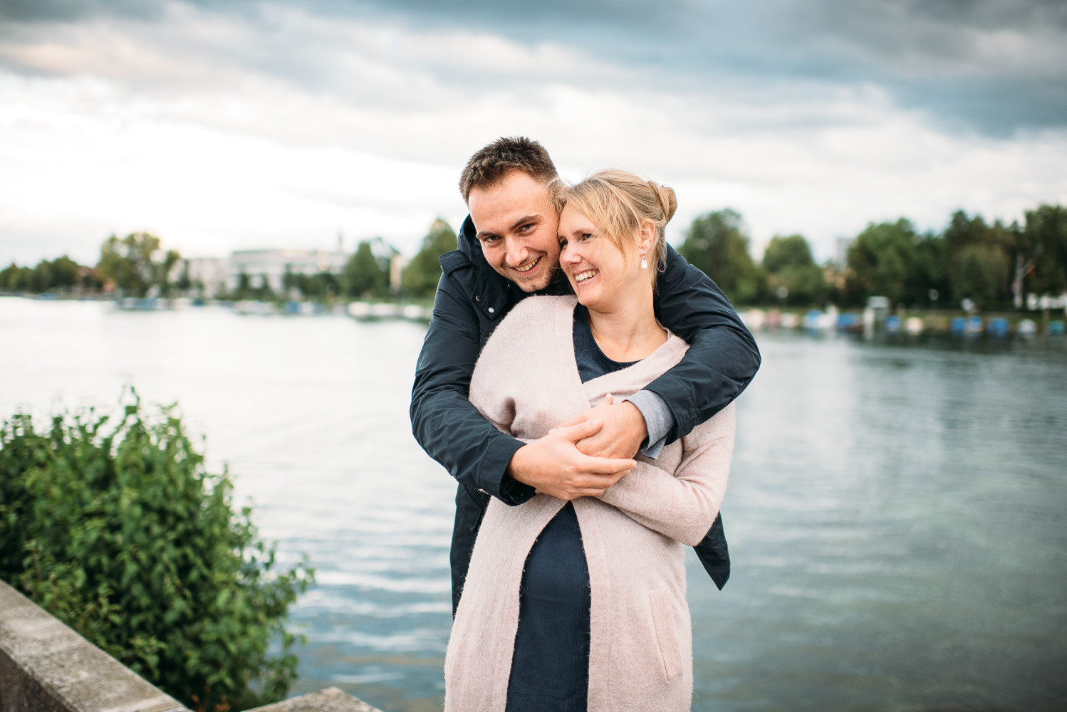 Hochzeit, braut, braeutigam, Brautpaar, Hochzeitsfeier, kirchlichetraung, liebe, emotional, freietraung, Hochzeitspaar, liebevolle, fotografischebegleitung, fotografische Begleitung, fotos, Hochzeitsfotos, liebe, für immer, bodensee, konstanz, Mainau, Reichenau, fotografin auf der Mainau, schwarzweiss, bunt, fotograf, fotografin, Hochzeitsfotograf, Hochzeitsfotografin, Wedding, weddingbilder, photos, Photograf, mit liebe zum Detail, Seestrasse, Standesamt, Kirche, Trauung Standesamtliche trauung