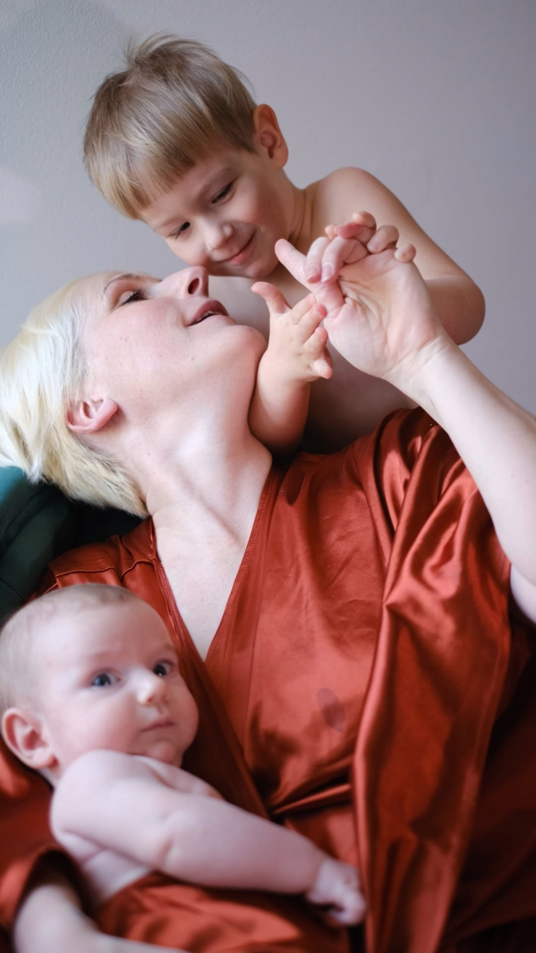 Familie. Eure authentischen Familien- & Newbornmomente –erzählt in Fotos & Videos