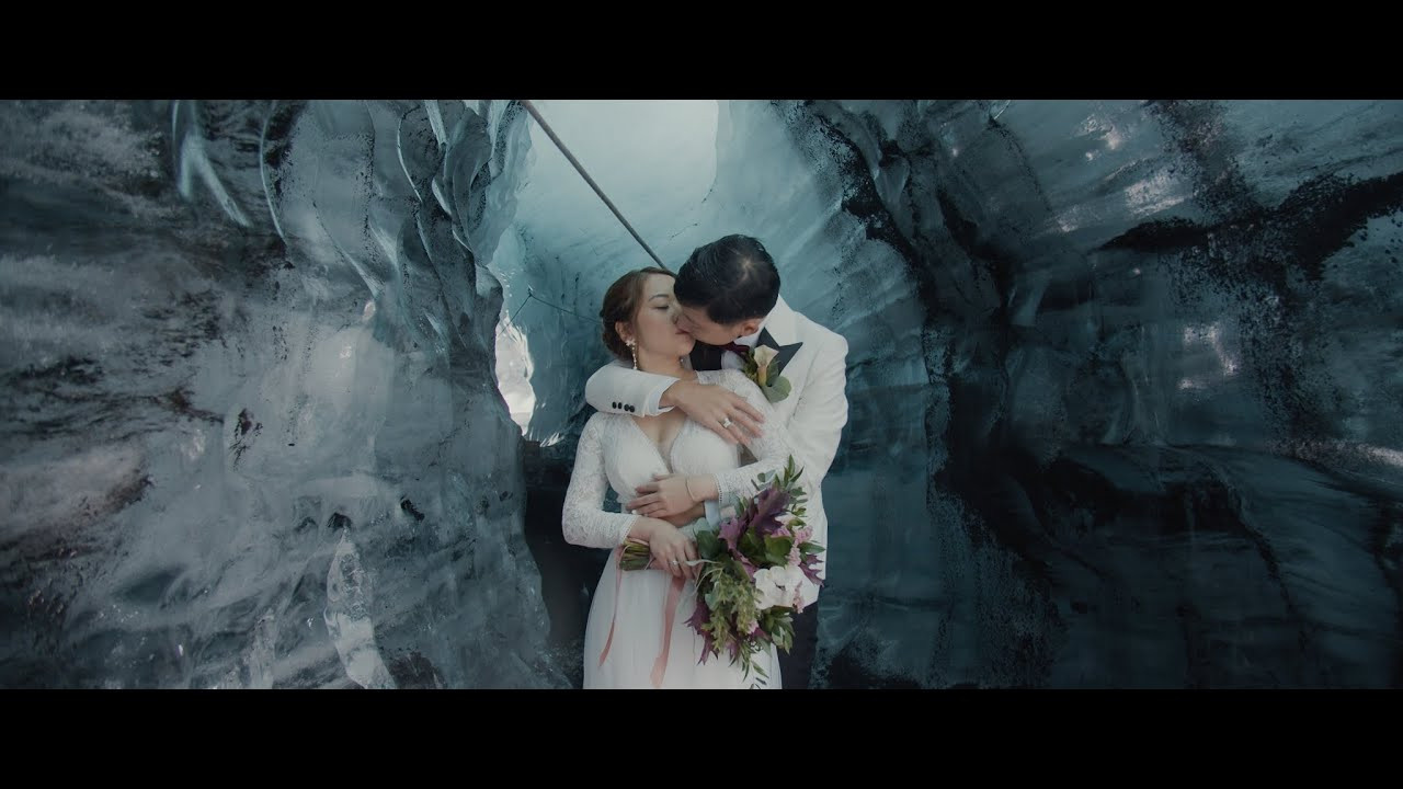 Wedding videographer in Iceland. Iceland elopement photographer & videographer