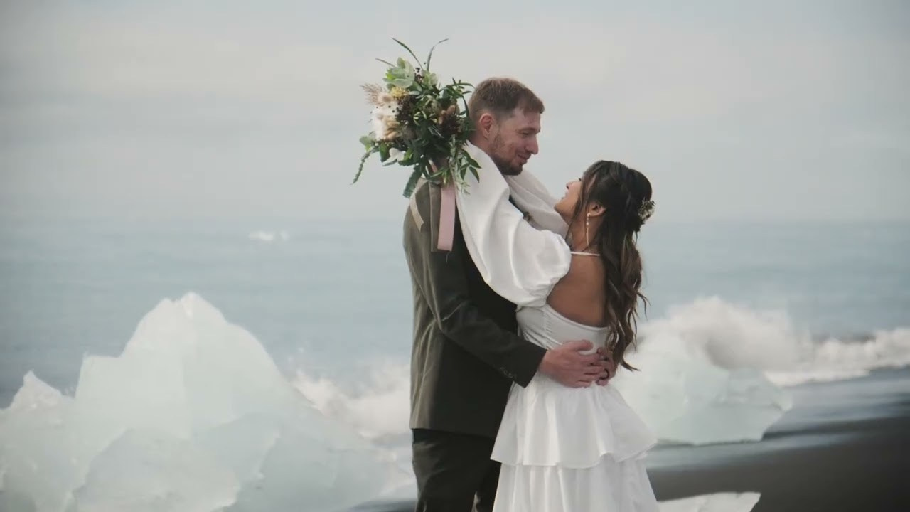Portfolio. Iceland elopement wedding videographer