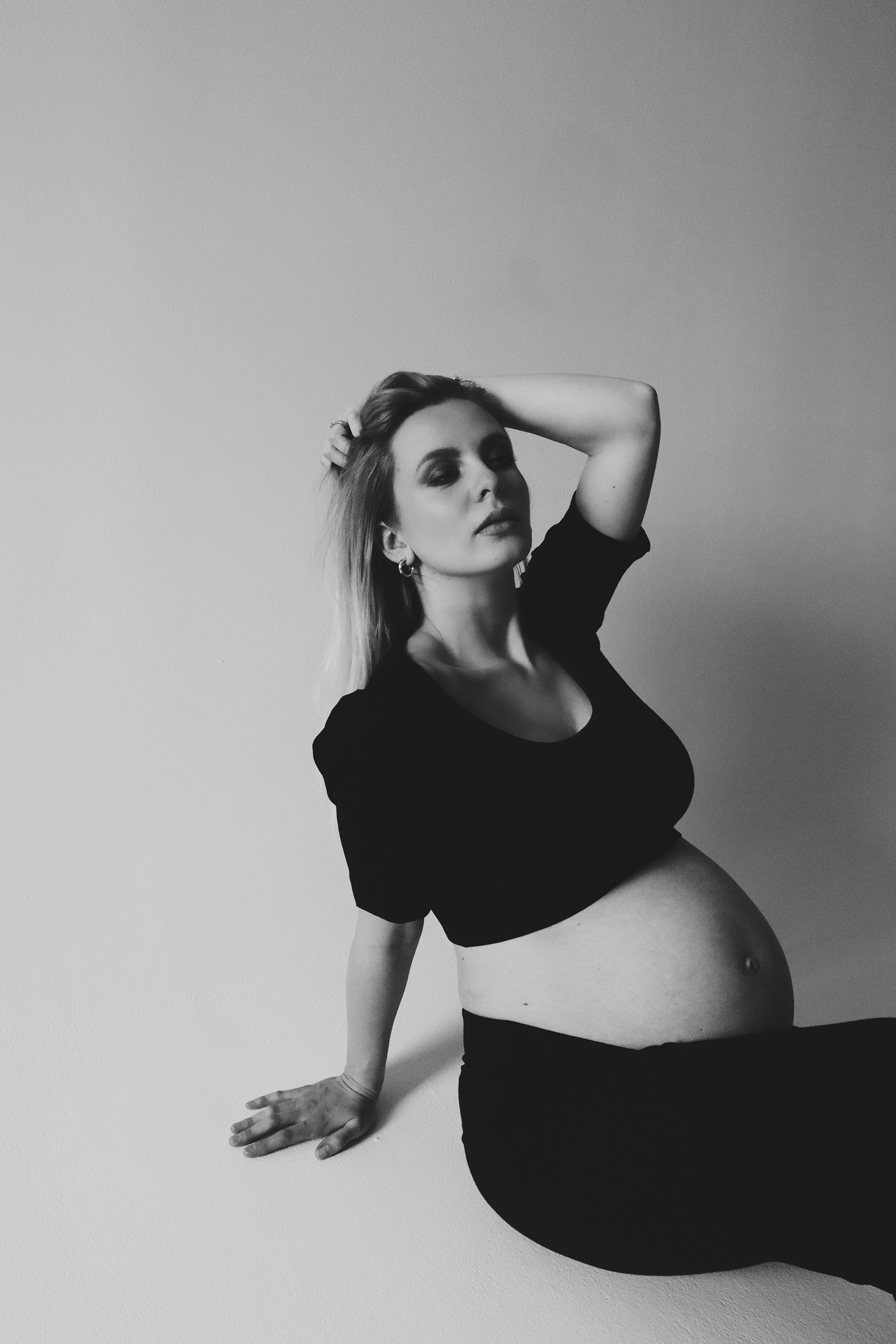 Беременность — Любовь — Студия. Анастасия Крылова | Фотограф в Будапеште & Мюнхене