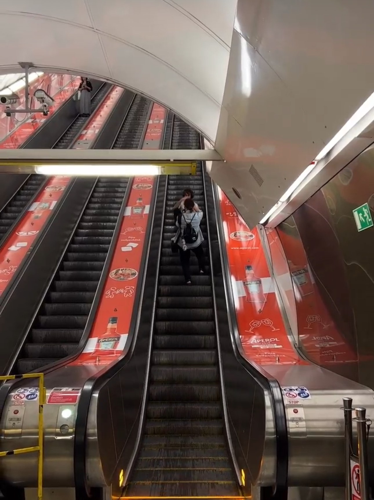 Visual training. ANNA-MARIA PHOTO CONTENT CREATOR — photographer, aesthete, artist, and visual expert for Instagram in Prague