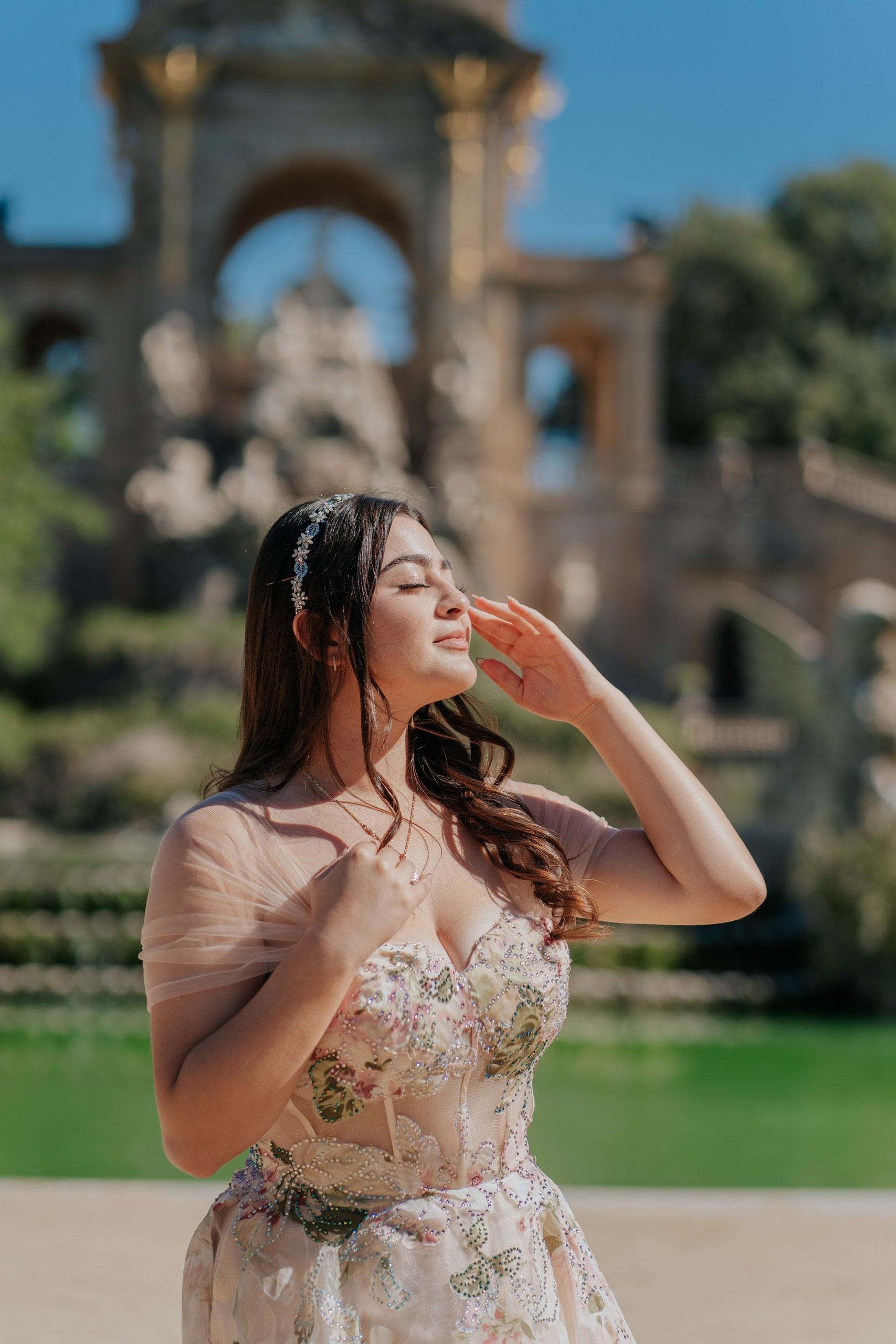 A Quinceañera (15th birthday) photoshoot in Barcelona. DiaFoto — Wow Photographer in Barcelona | Premium Barcelona Photoshoot Experience