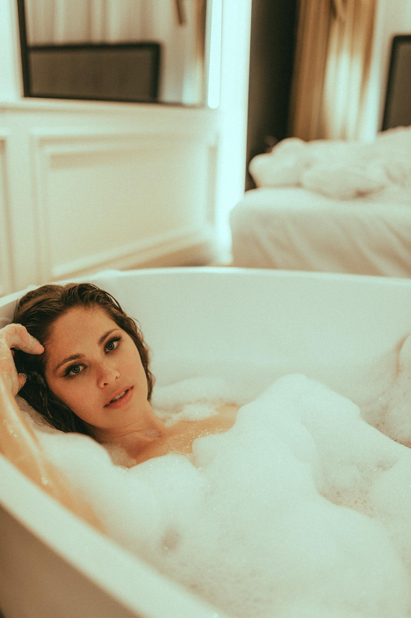 Solo Portrait Fotoshooting in Regensburg & München | Lily Walter. Lily Walter | Hochzeitsfotografin Regensburg | München