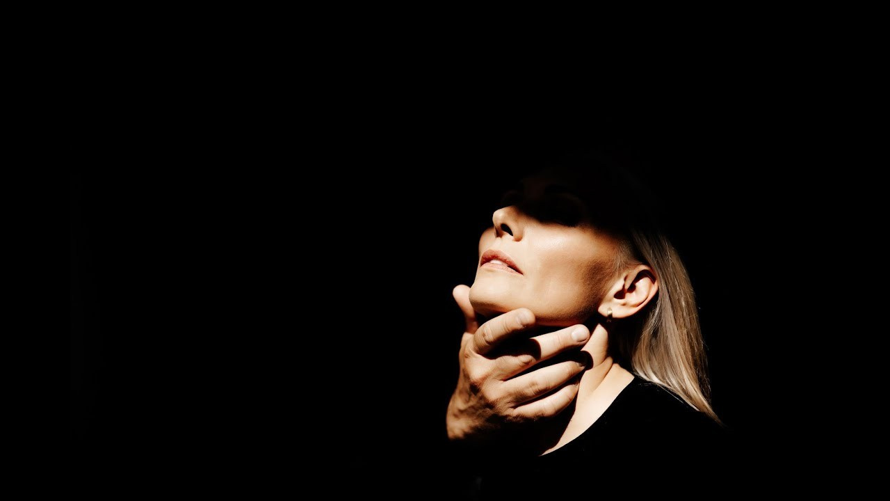 Adriana-Lambros. Φωτογράφος και βιντεογράφος γάμου