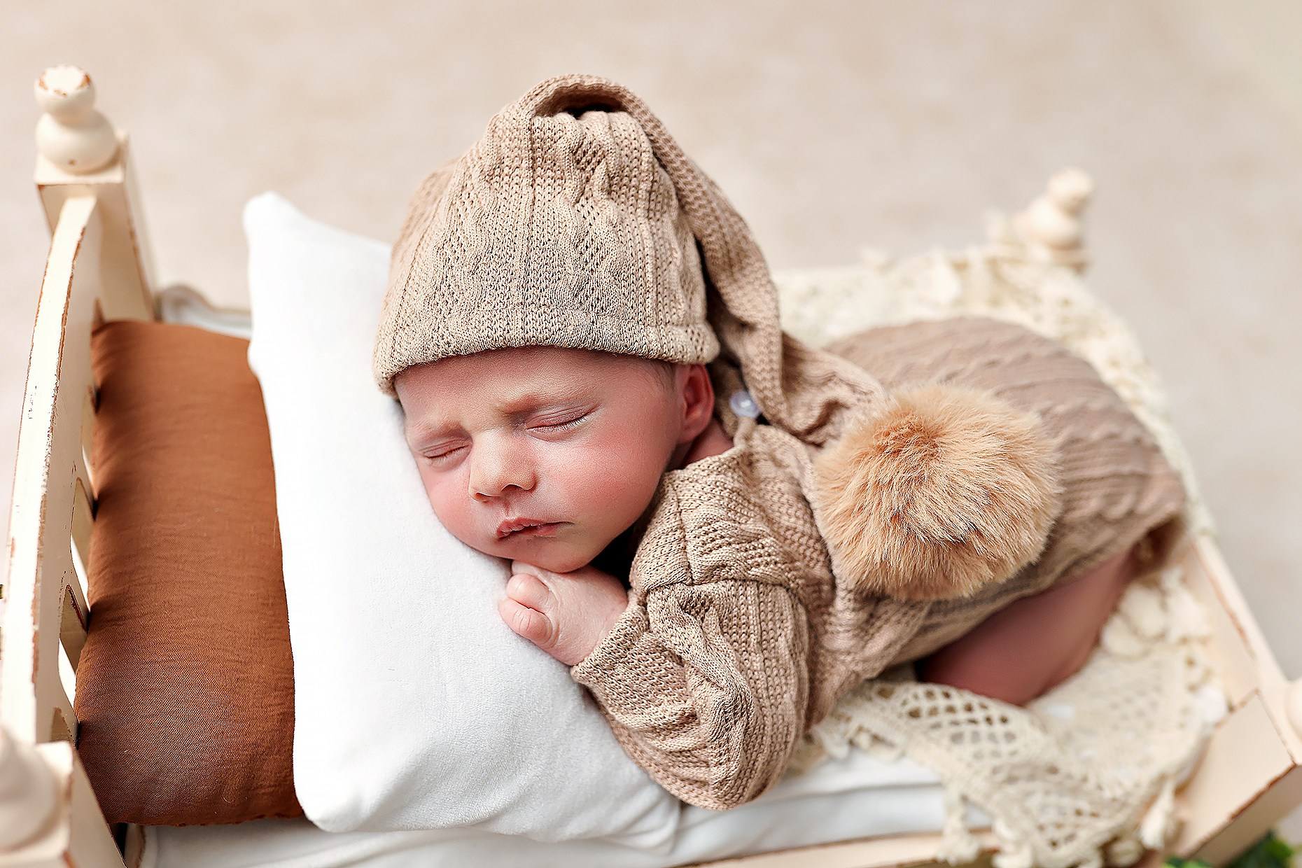 Nueva Sesión Embarazo En Estudio. Fotografía de Eventos, Embarazo y Familiar en Pirineos