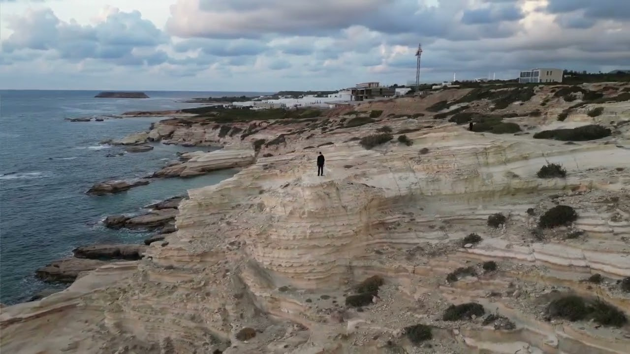 Editorial Elegance: From Sunsets to Magazine Covers. Destination Bruiloft Fotograaf in Nederland en Europa - Tina Yalova