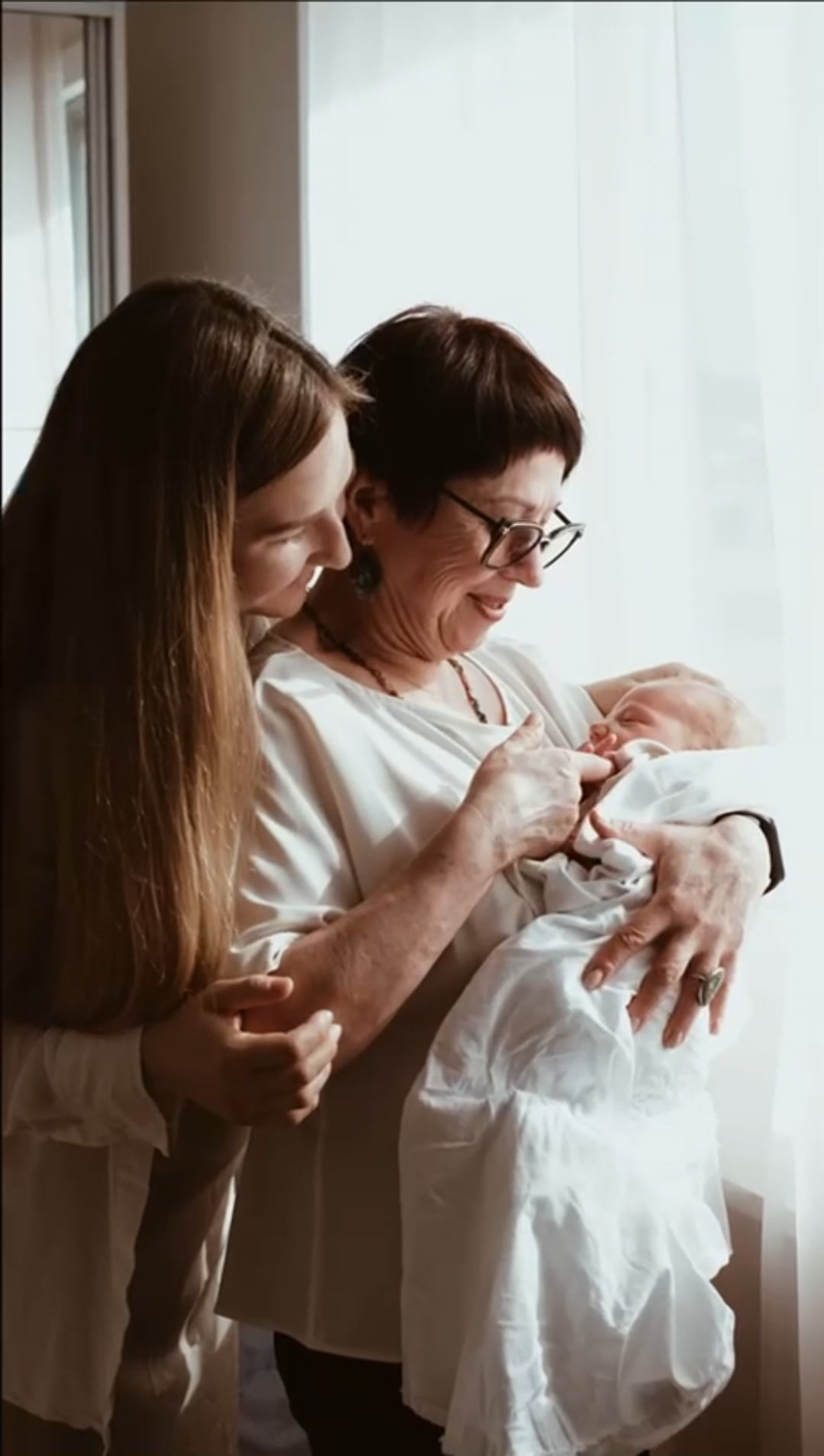 Newborn. Eure authentischen Familien- & Newbornmomente –erzählt in Fotos & Videos