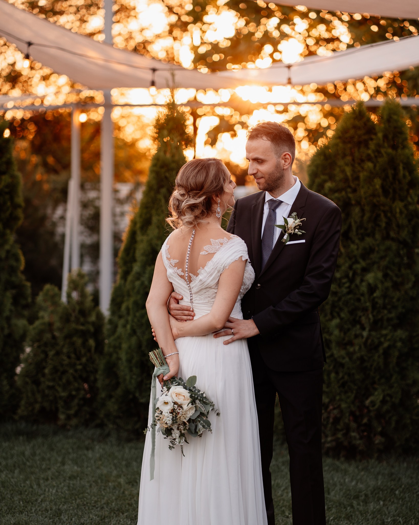 Blog Fotografie Nuntă și Botez - Sfaturi și Inspirație - Mihai Popa. Fotograf Nuntă & Botez București - Mihai Popa | Dincolo de oameni, imortalizez emoții!