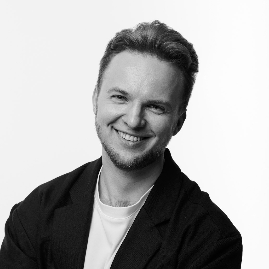 Fashion & Portrait Photography Portfolio — Dmitrii Shmatov. Dmitrii Shmatov — High-End Portrait & Fashion Photographer in Milan